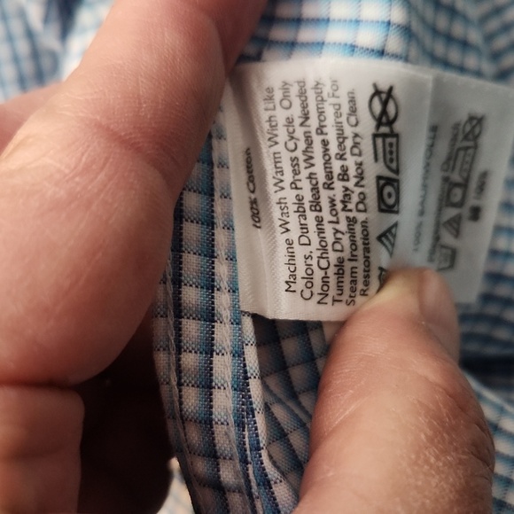 Eddie Bauer wrinkle resistant relaxed fit blue checkered sz L casual shirt - Picture 9 of 10